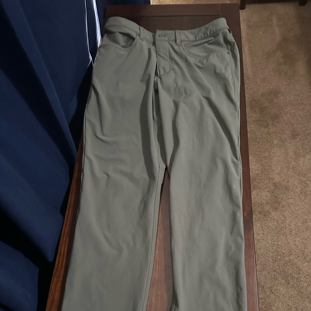Lululemon ABC 5 pocket Warpstreme pants